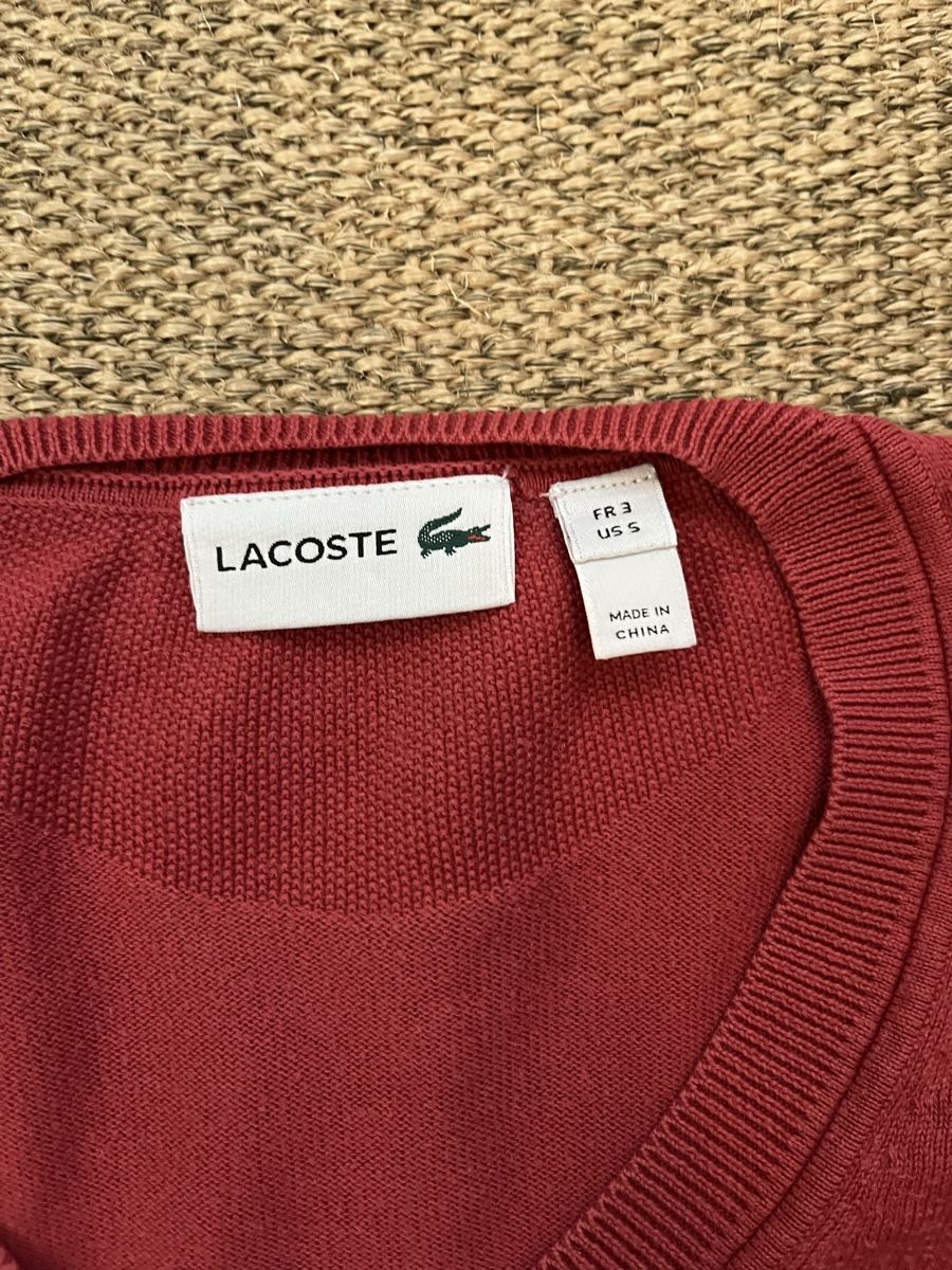 Lacoste Maglioni & Felpe: Pull Lacoste bordeaux, taille S, élégant pour l'automne – Usato da Baulmes venduto da resel_.tm 2
