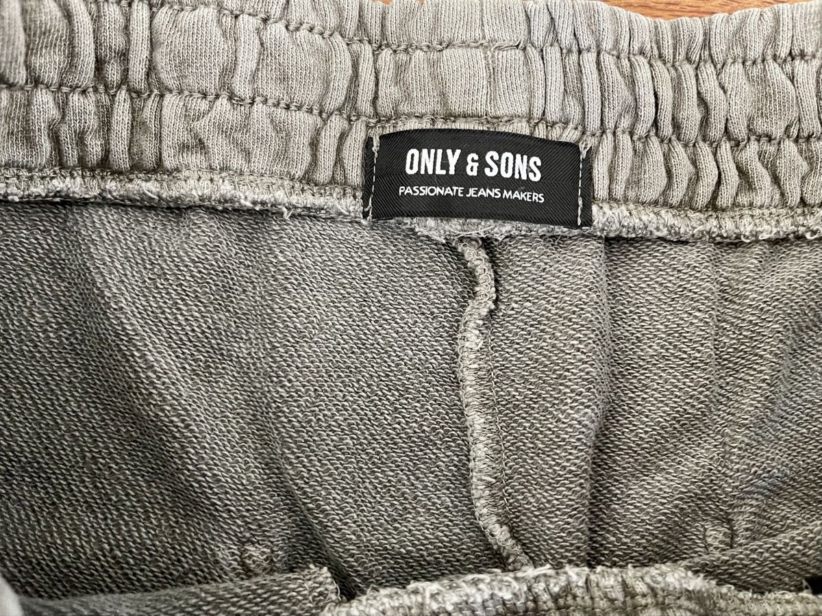 Pantaloni: Coole Shorts von only & sons Gr. 176 – Usato da Buchrain venduto da Sunny026 2