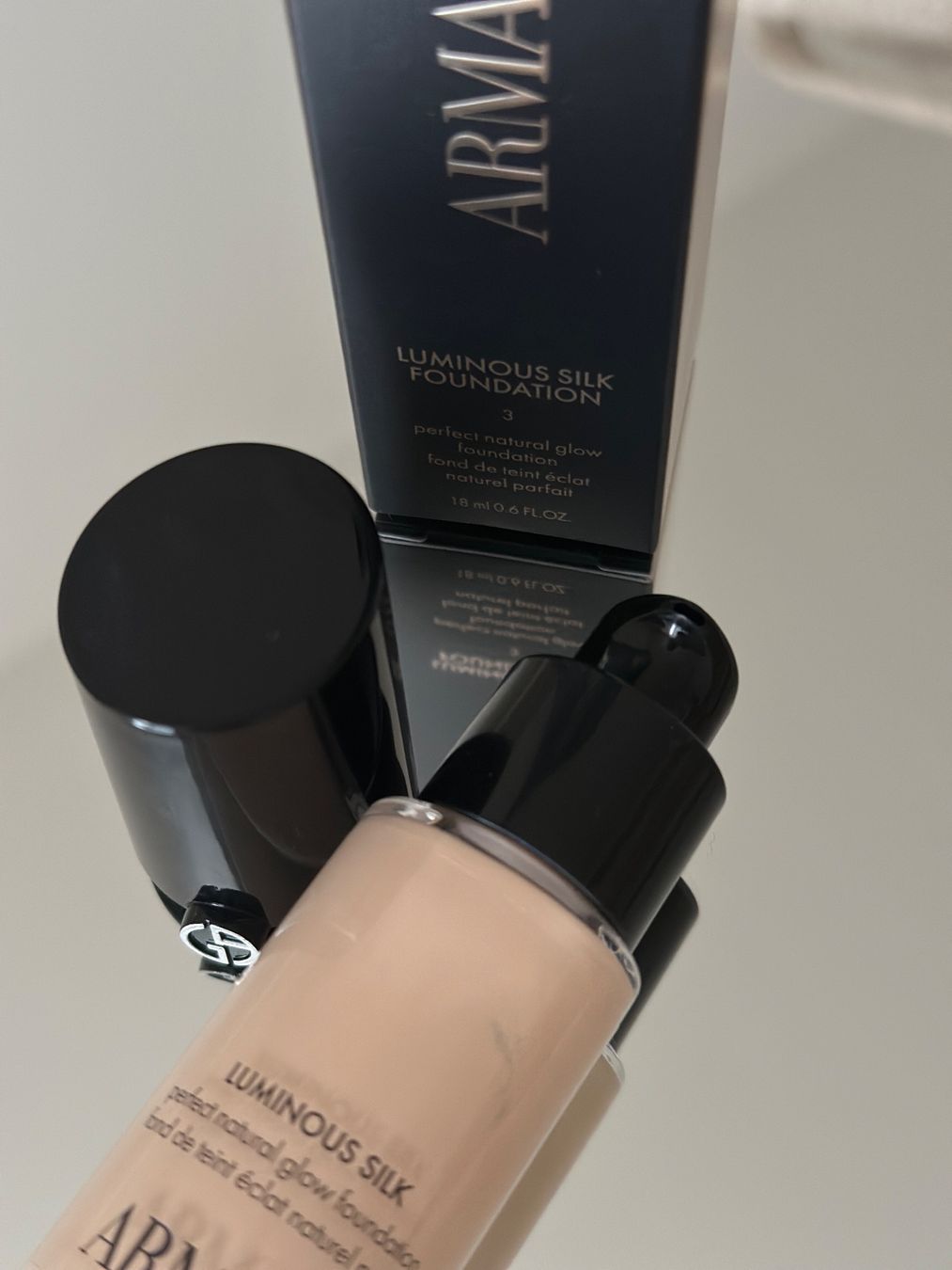 Armani Make-up: ARMANI Luminous Silk Foundation N°3, NEU 18ml – Nuovo e nell'imballaggio originale da Zürich venduto da methee1107 3