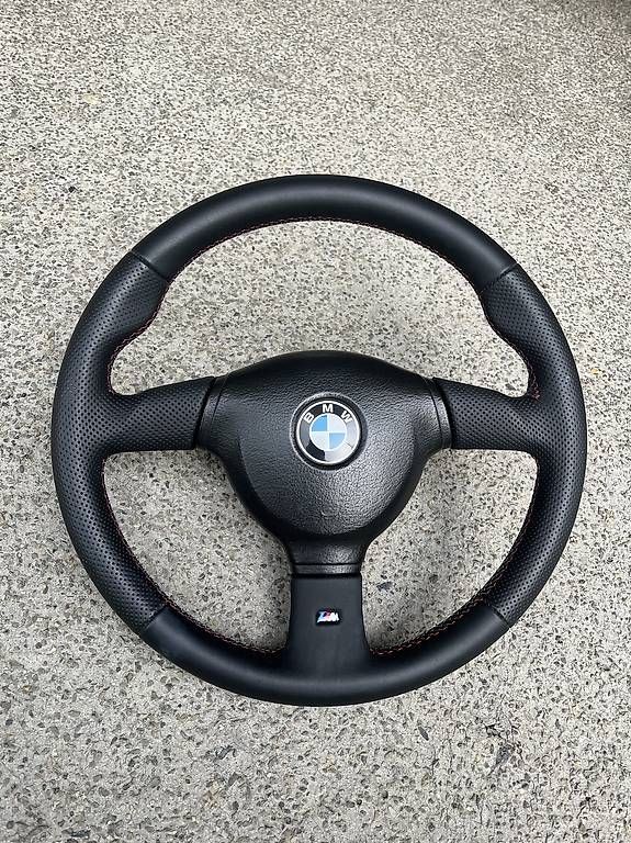 BMW Tutti pezzi di ricambio auto: Bmw e36 M-Tech Lenkrad Ohne airbag Funktion – Usato da Zürich venduto da Bimmer3