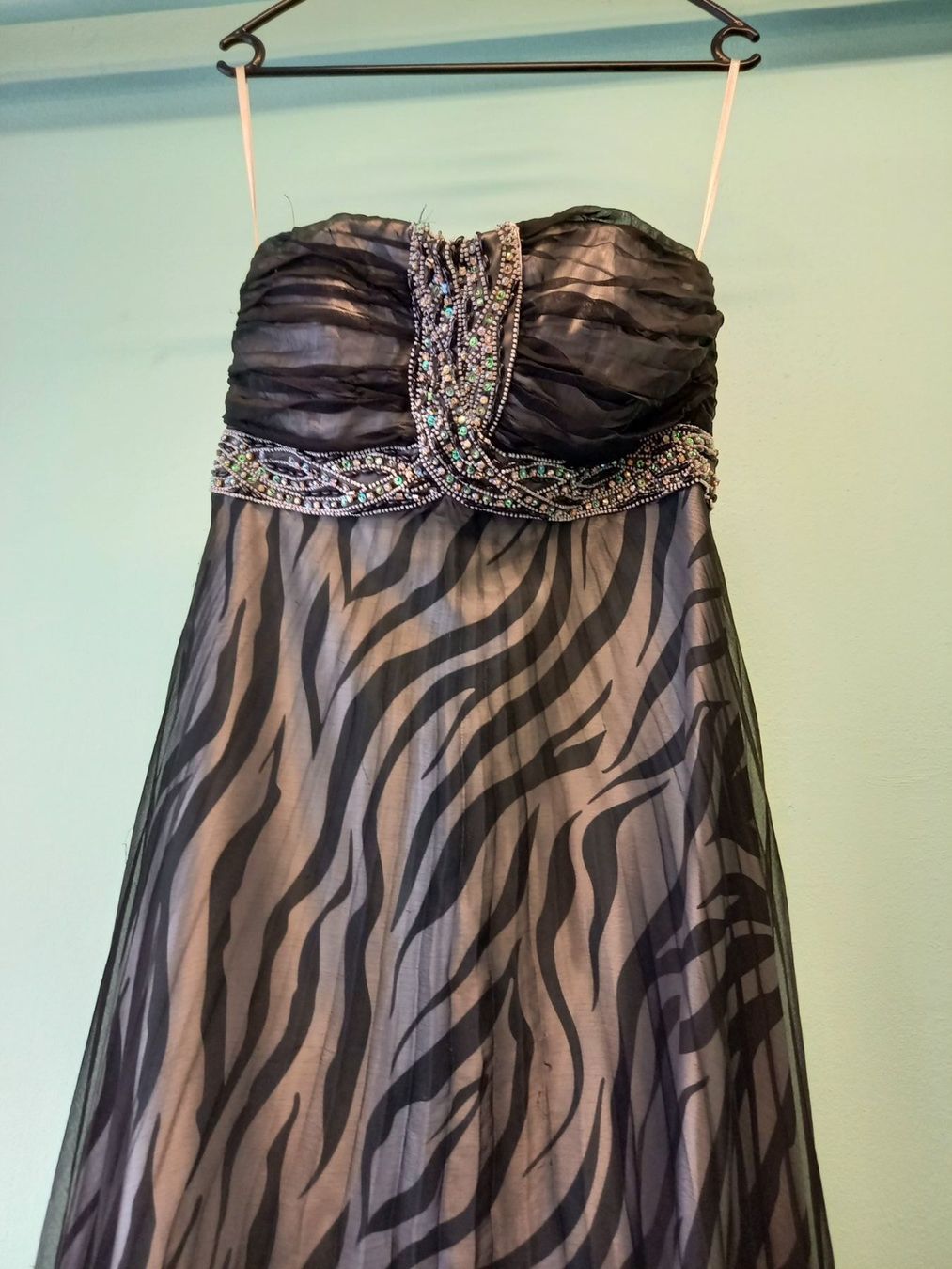 Vestiti: DAMEN  ABENDKLEID – Usato da Uster venduto da flocke1 1
