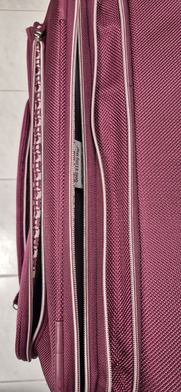 Valises de voyage: Reisekoffer Olympia violett  – D'occasion à Wettingen par allebasj61 5
