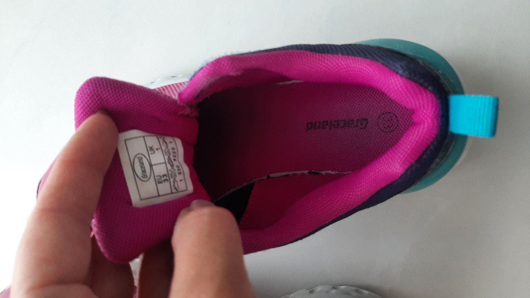 Graceland Schuhe für Mädchen: K..75 R) Graceland Turnschuhe Sneaker Mädchen Gr. 33 – Gebraucht aus Wil SG von Saxer1 4