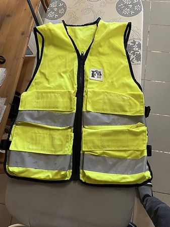 Warnweste mit Taschen, Einsatzweste