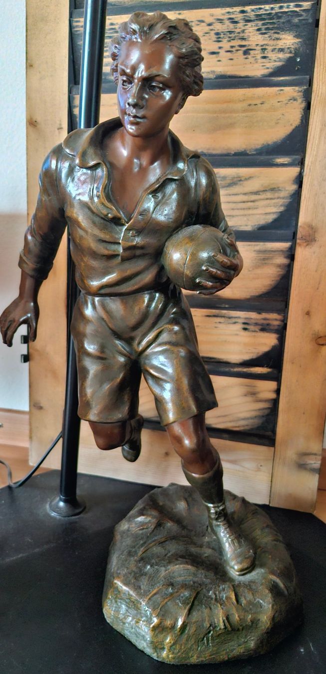 Sculture & Statue: Rugbyman stade 1932 – Usato da Ipsach venduto da solune