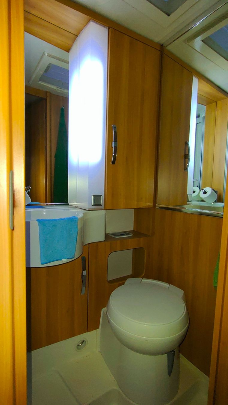 Mobilhome: Hymer Wohnmobil B524CL – Usato da Maienfeld venduto da Moekki49 5