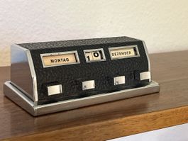 Tischkalender mechanisch schwarz verchromt defekt Art Deco