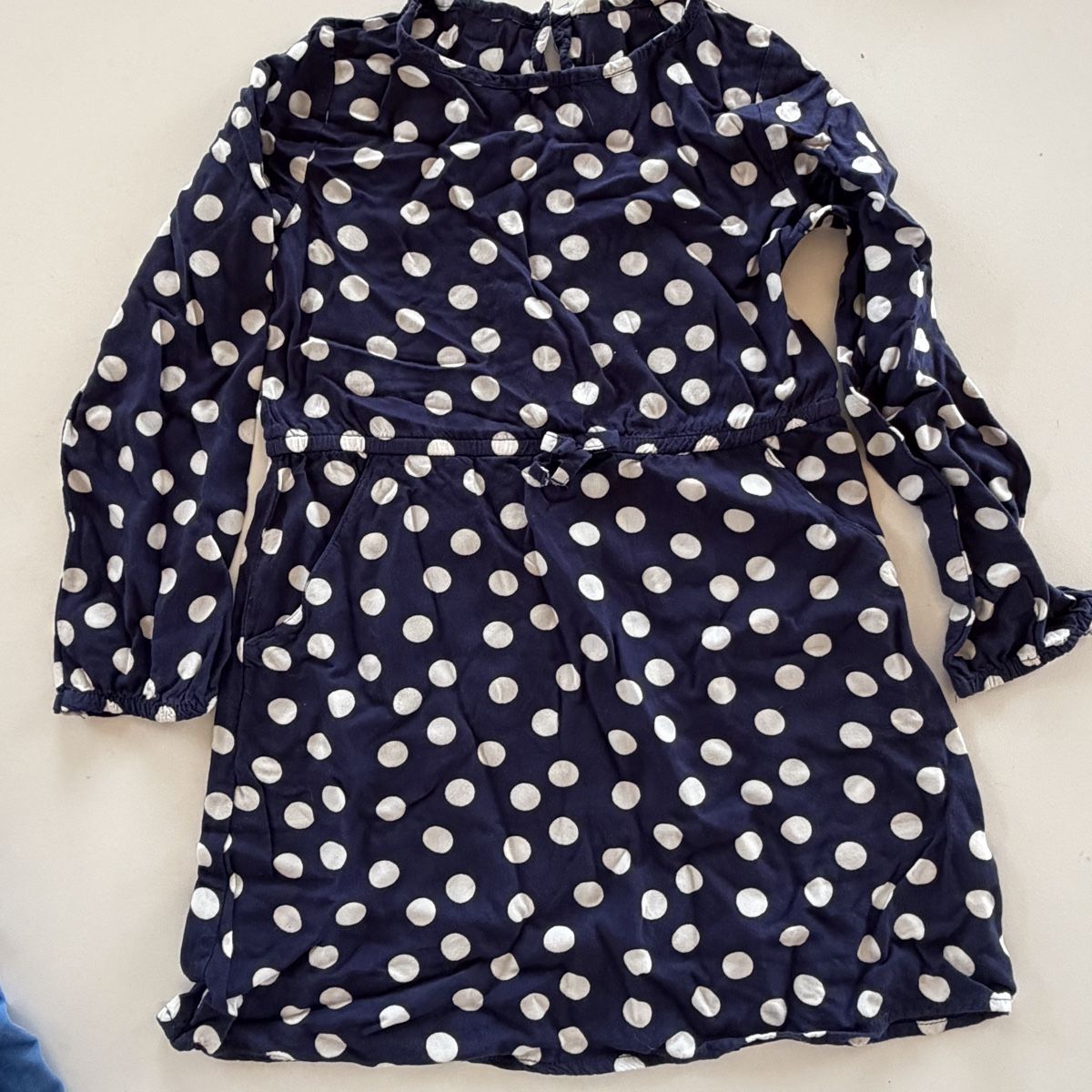 H&M Vestiti & Gonne: Polka-Dot-Kleid von H&M Gr.122 – Usato da Teufen AR venduto da Maleaa