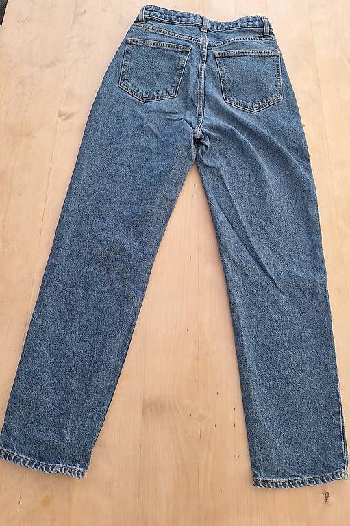 Jeans: Jeans Gr.36 H&M – Gebraucht aus Seewis-Dorf von GAGAGAGSGAGA 1