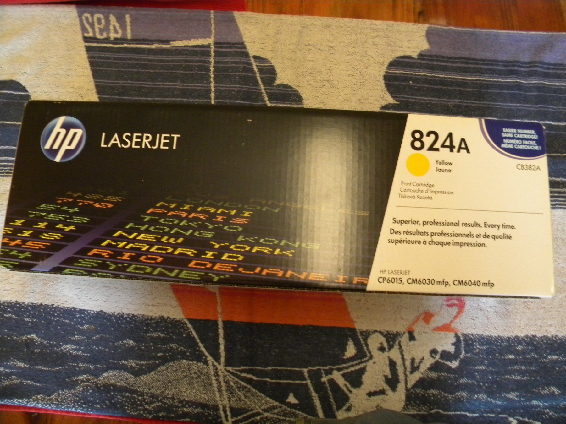 Hewlett Packard Cartucce per stampanti & toner: CB382A  824A  HP – Nuovo e nell'imballaggio originale da Bühler venduto da Wini100