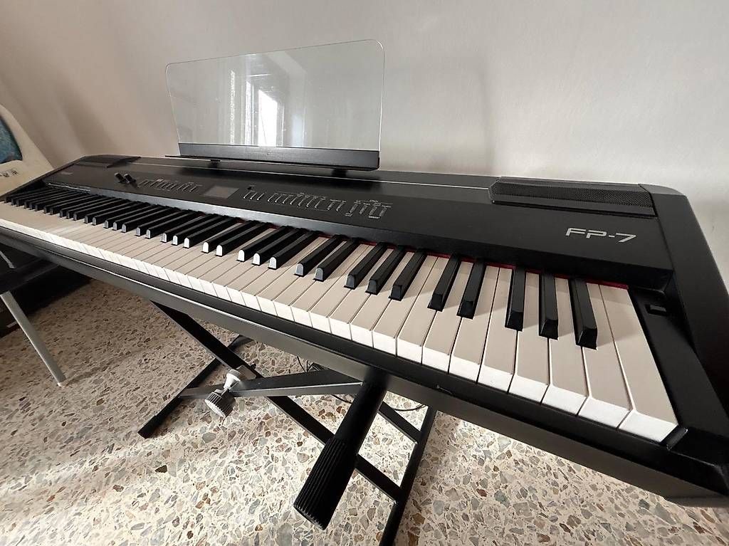 Roland Strumenti musicali: Piano Roland FP-7 – Usato da Curio venduto da FranzBrax 2