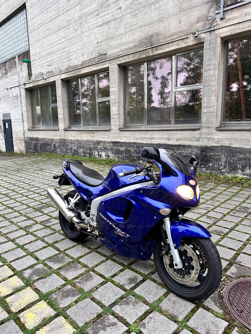 Triumph Strasse: Triumph Sprint ST 1000ccm – Gebraucht aus Winterthur von allstar44 2