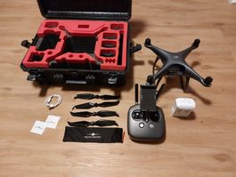 DJI Phantom 4 Drohne schwarz