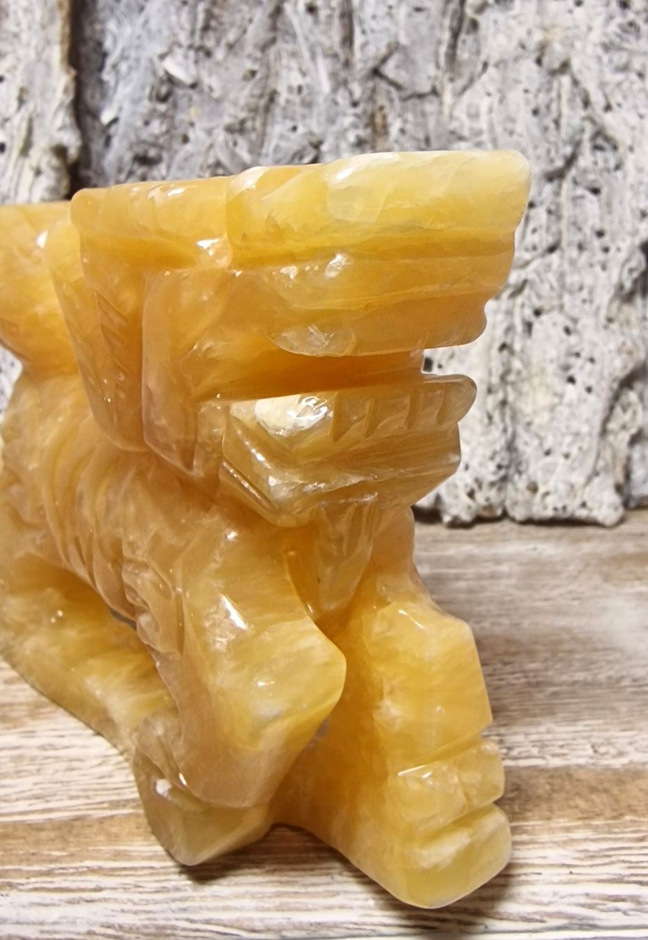 Minerali & Pietre curative: Qilin aus Honigcalcit 395g – Nuovo (secondo la descrizione) da Matzingen venduto da Shay_Crystalz 2