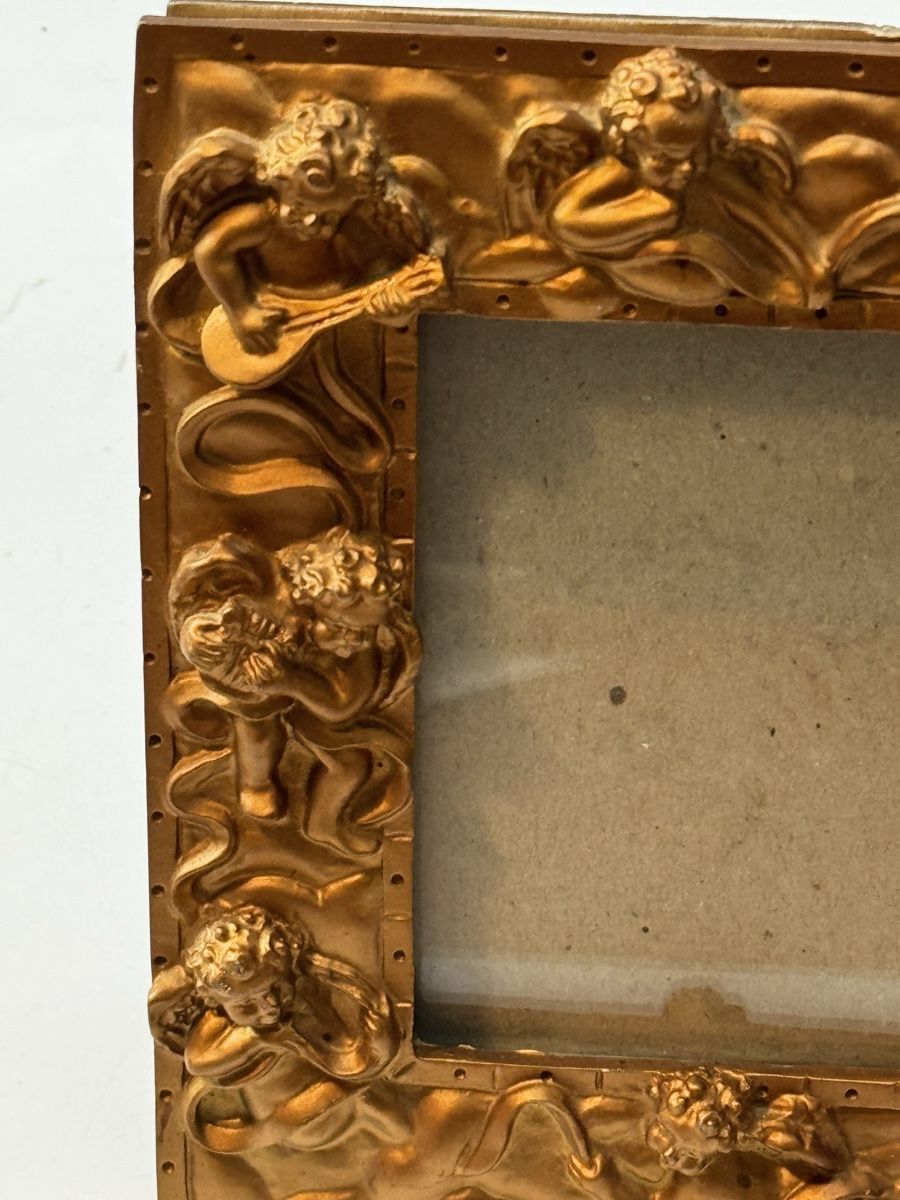 Cadres de tableaux: Goldener Bilderrahmen Ständer Engel      BR-001 – D'occasion à Grenchen par swiss.antiques 1