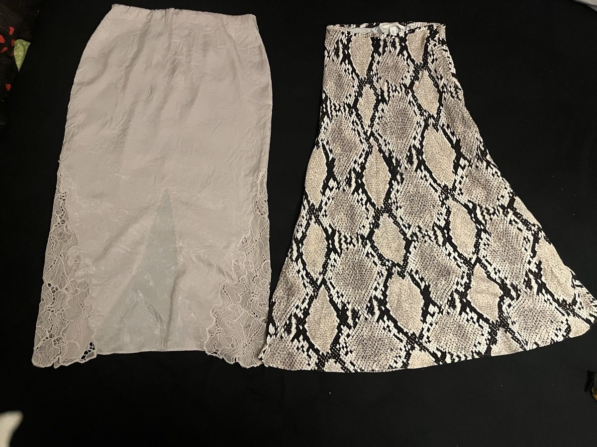 H&M Lotti di vestiti: Rock Schlangenprint & mit Spitze neu – Nuovo (secondo la descrizione) da Olten venduto da sae_82z2