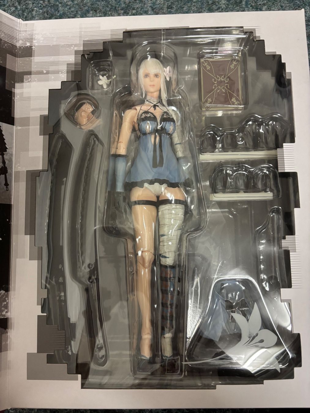 Statuette: Nier Replicant Kaine Figur Play Arts Kai – Usato da Goldach venduto da pinkpinkpink1 1