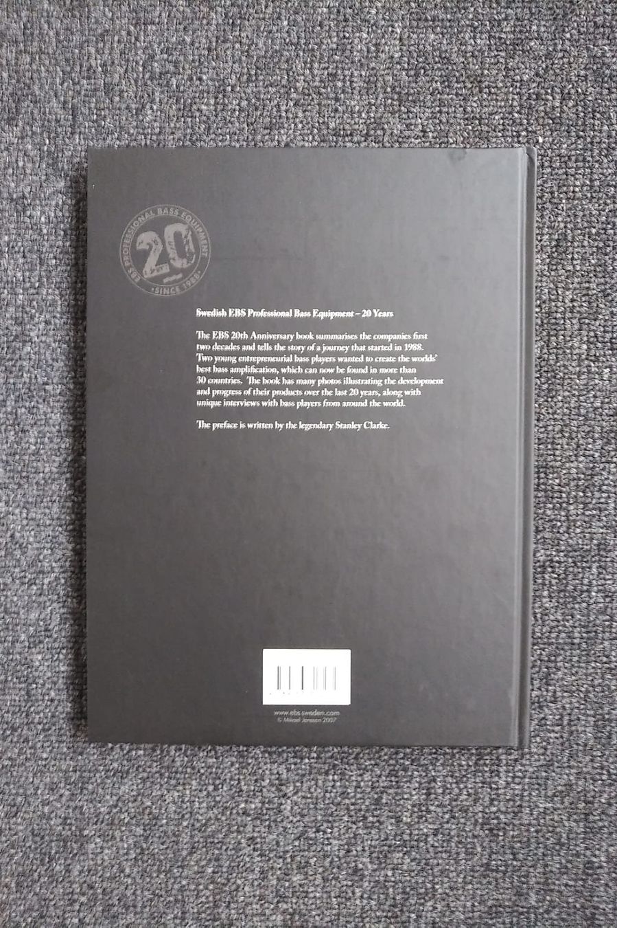 Ebs Amplificatori: COLLECTORS STUFF EBS Bass Amplifiers Book 20th Anniversary – Nuovo e nell'imballaggio originale da Zofingen venduto da Rodeln 1