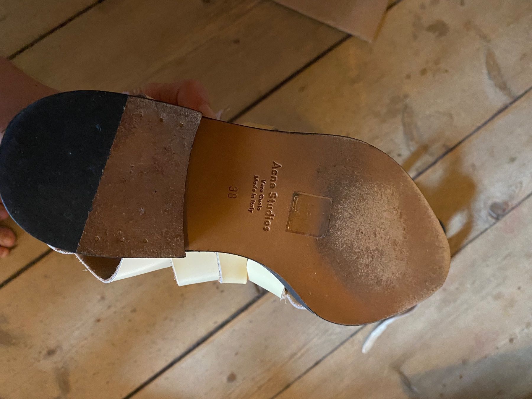 Acne Studios Scarpe da donna: Sandalen von Acne Studios – Usato da Küblis venduto da mad_b2bw 4