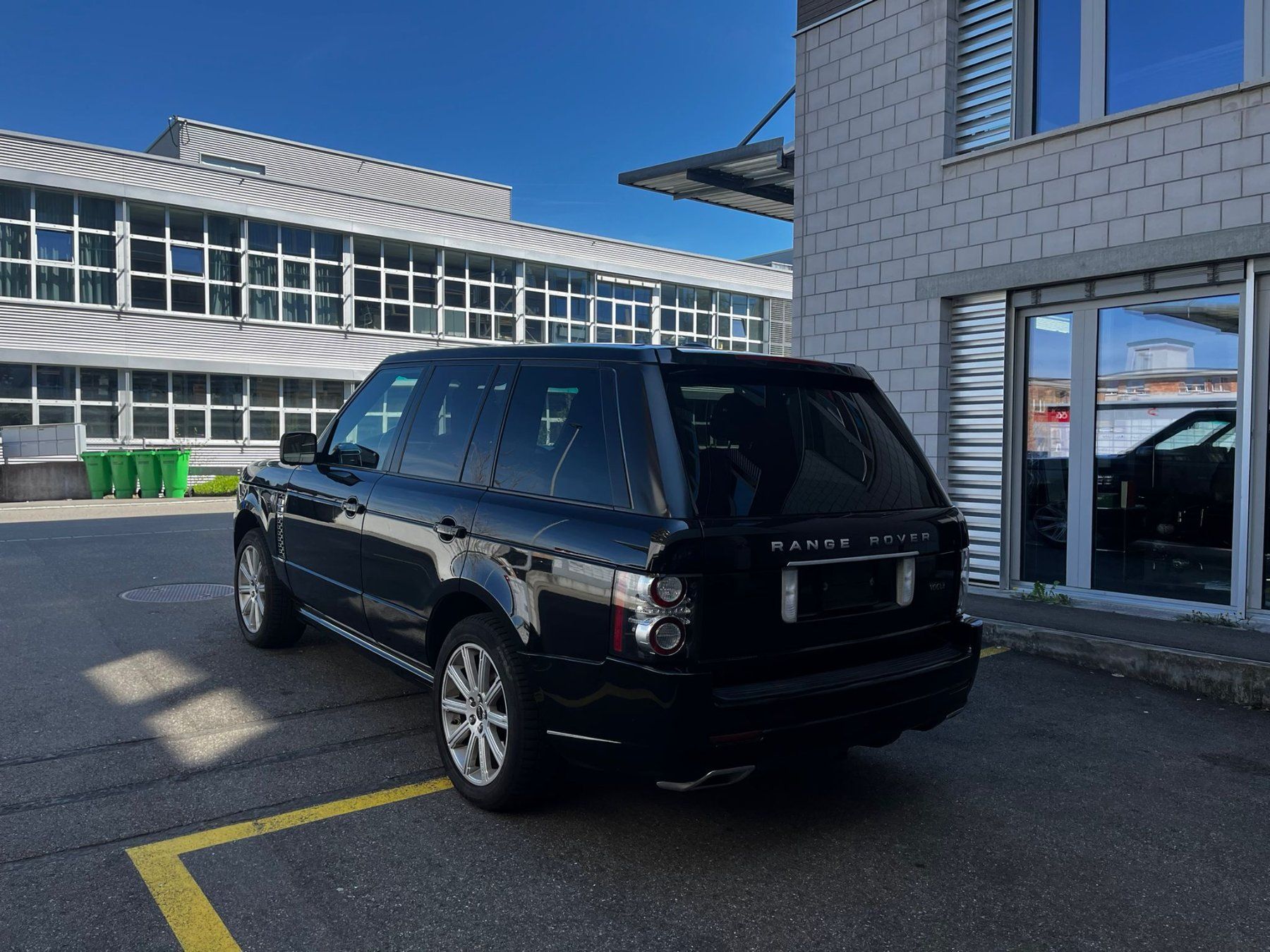 Land Rover Automobili: Land Rover Range Rover 4.4 TDV8 Vogue Automatic – Usato da Bäch SZ venduto da Olivier_Sales 2