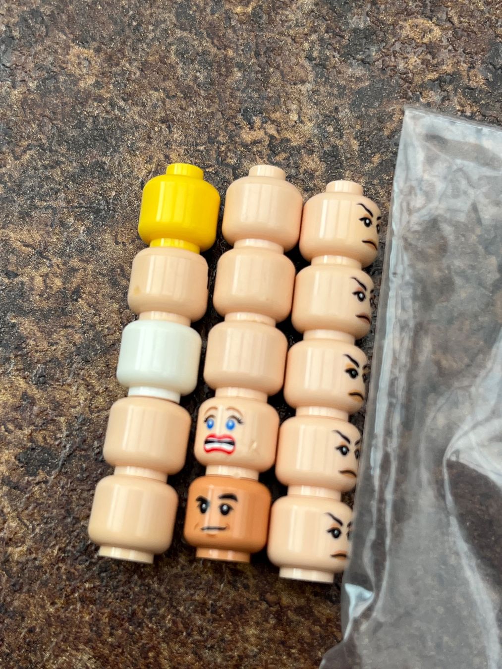 Lego Giocattoli: Lego Köpfe in Light nougat – Nuovo (secondo la descrizione) da Kappel SO venduto da Julianjupe 1