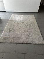 Teppich 170x230, (Hasenfell, grau) in gutem Zustand