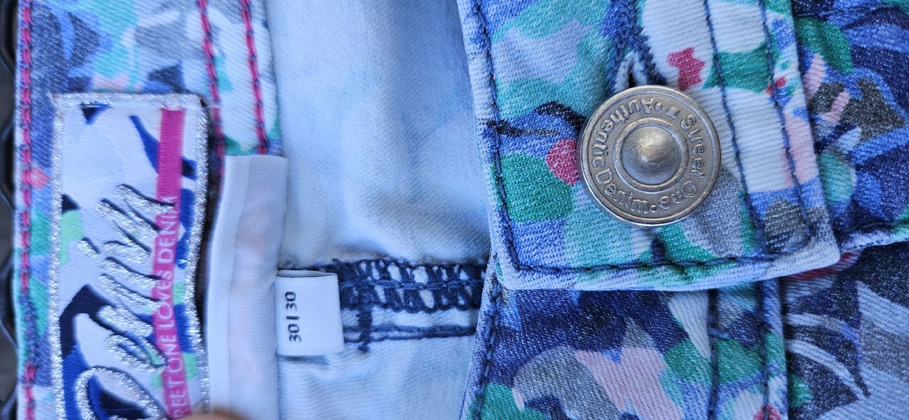 Pantaloni: Damenhose 30/30 – Usato da Kollbrunn venduto da Ignjat1211 3