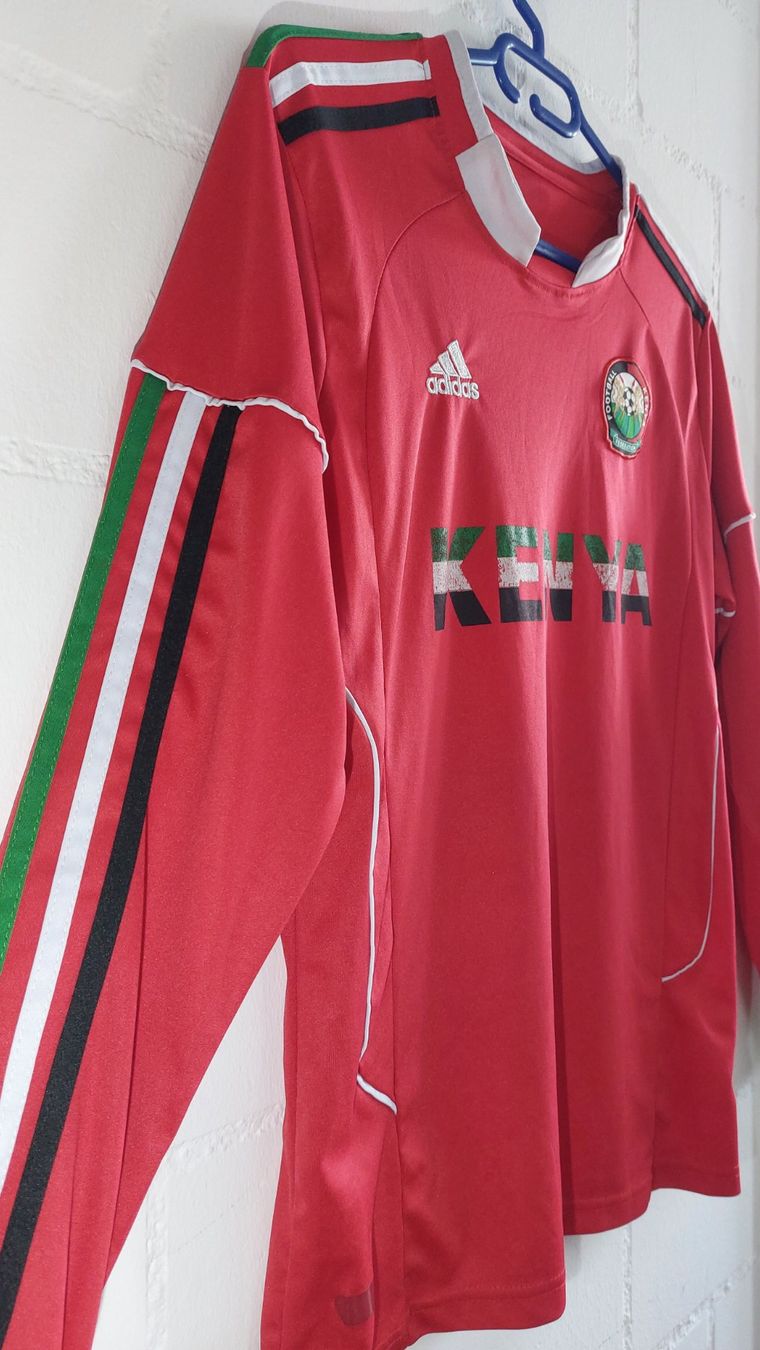Adidas Canottiere & Pantaloni: Kenia Langarm Trikot Gr. M 2010 – Usato da Hedingen venduto da Turicun25 2