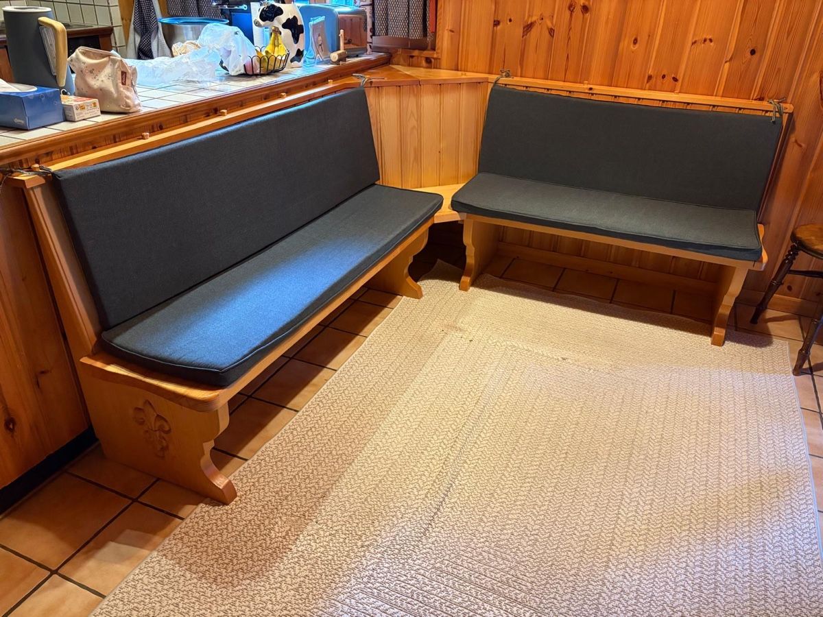 Bancs: Banc d’angle  – D'occasion à Champéry par chr_5dpq 2
