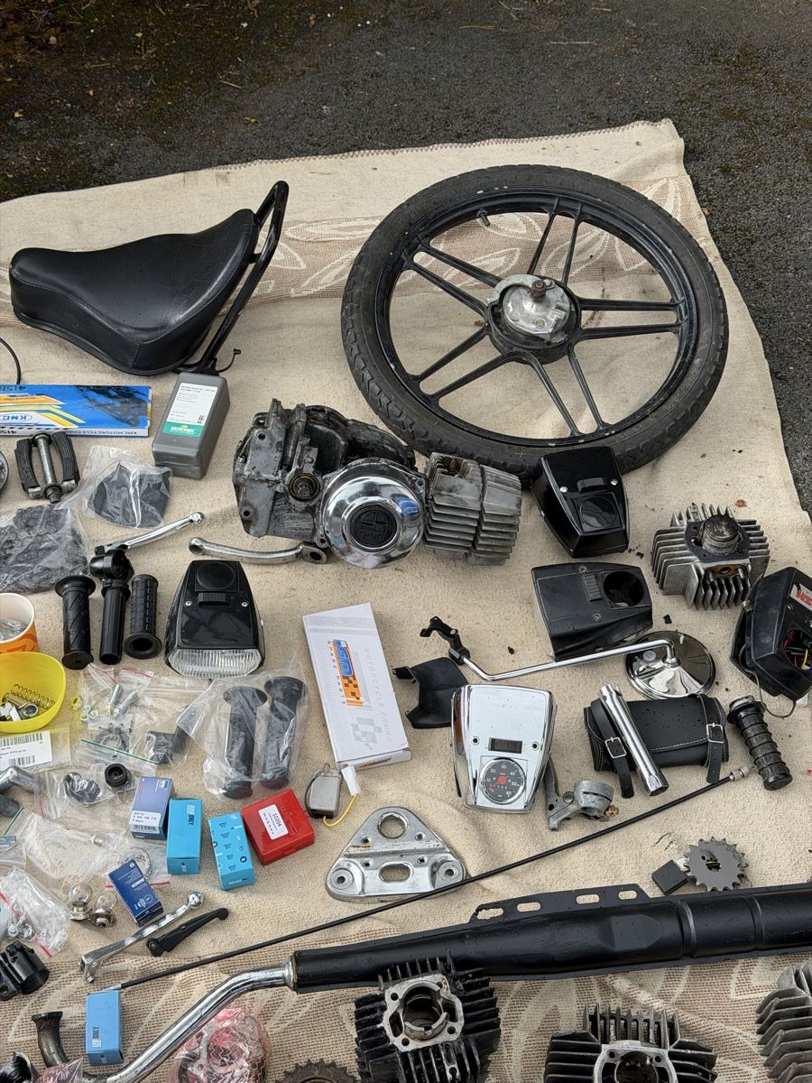 Parti ricambio per ciclomotori: Puch E50 Motor mit extrem viel Zubehör – Difettoso da Amriswil venduto da User371 1