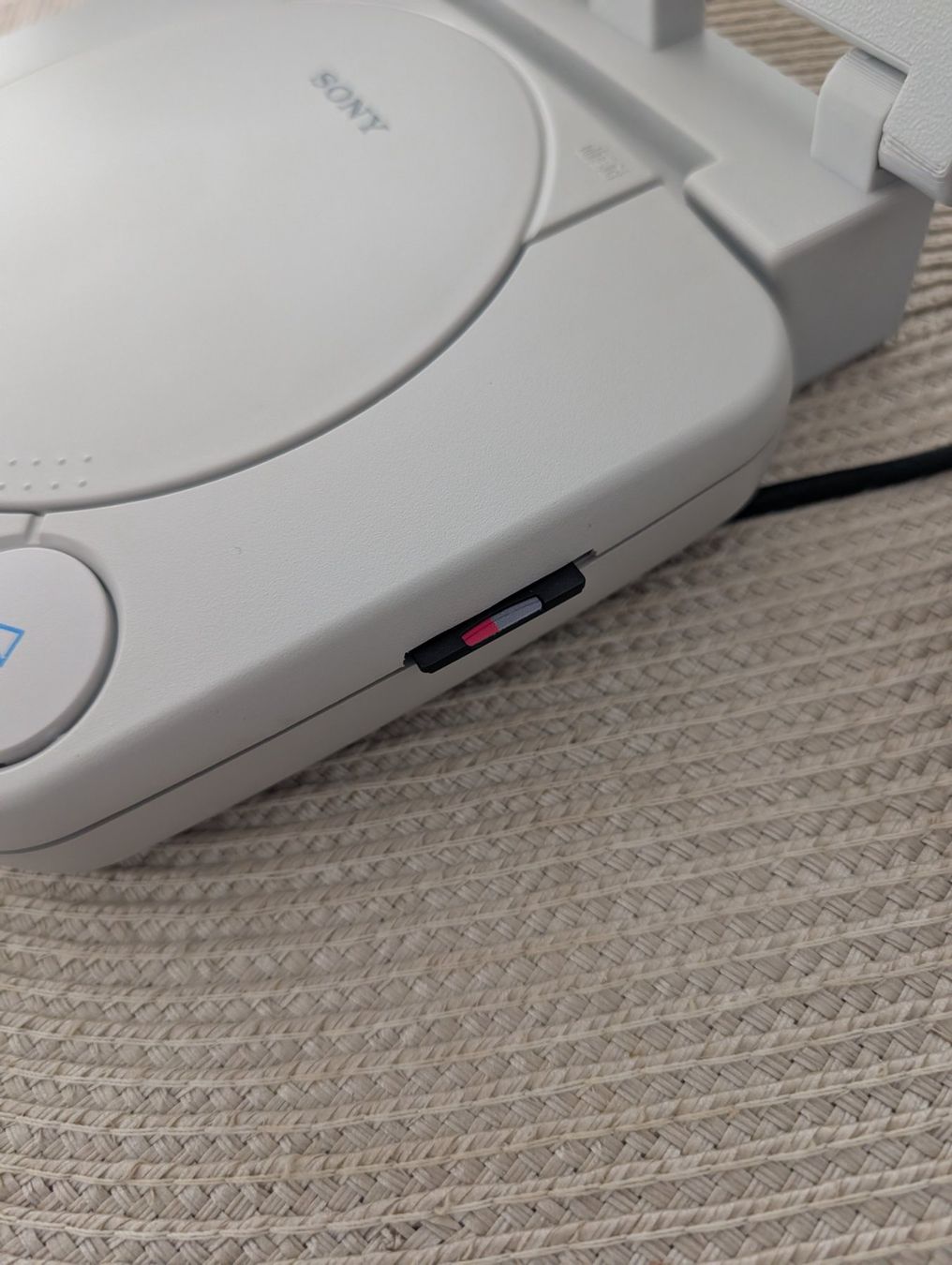 Sony Console: Sony PS One + LCD Screen + Zubehör – Usato da Volketswil venduto da iiimarioiii 3
