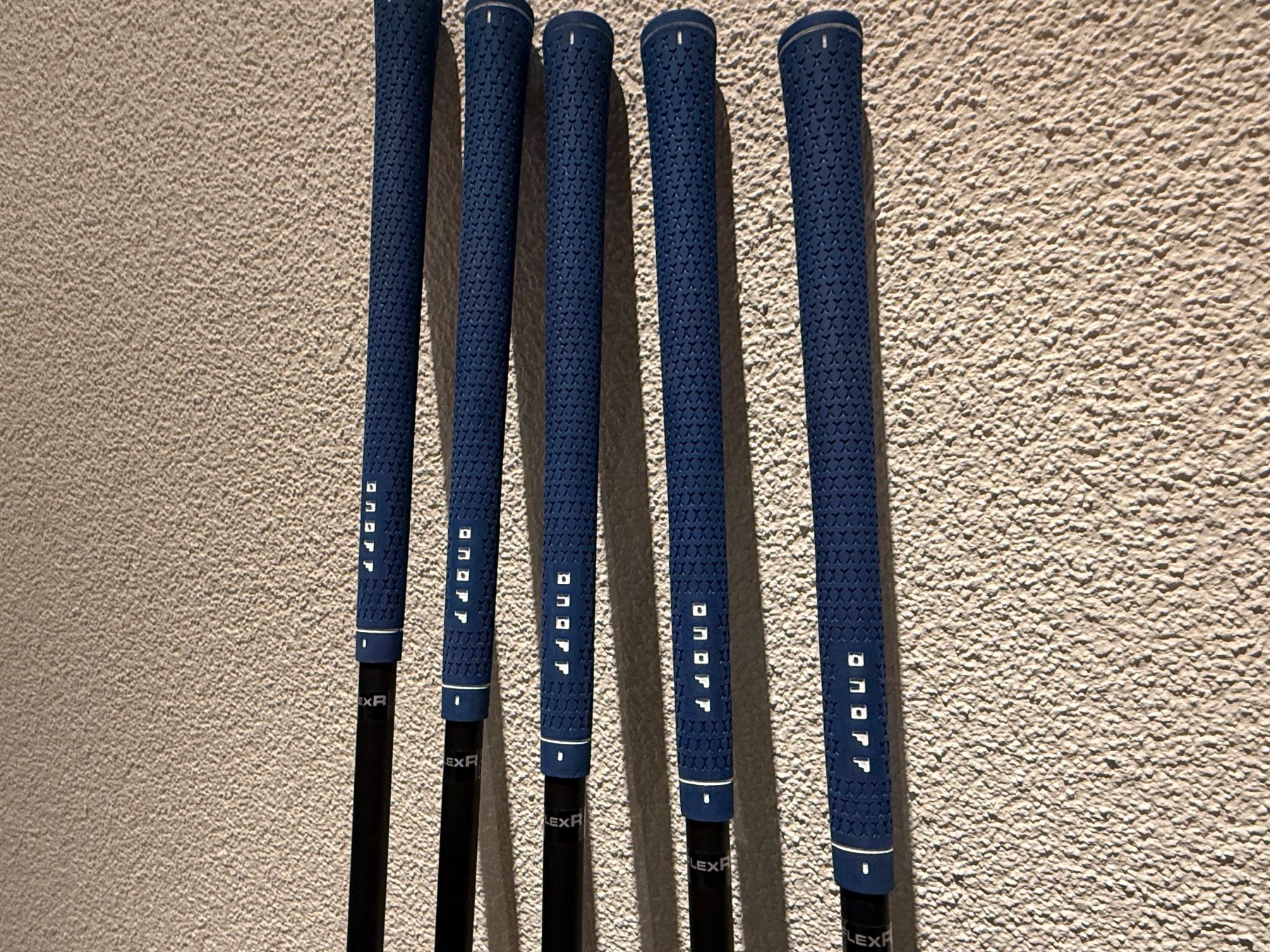 Mazze & Set: ONOFF Eisen Labospec RB-247M Graphite Regular Shaft – Usato da Büriswilen venduto da BRAVO08 8