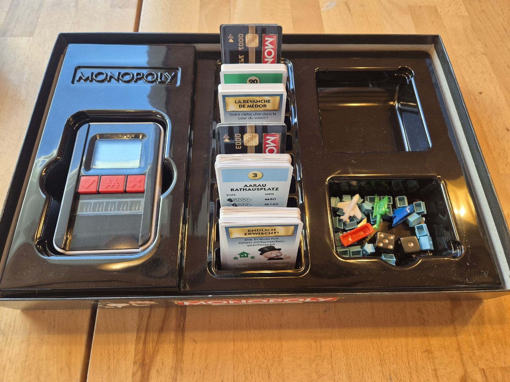 Hasbro Spiele: Monopoly Banking Ultra  – Gebraucht aus Ettiswil von beekeper13 4
