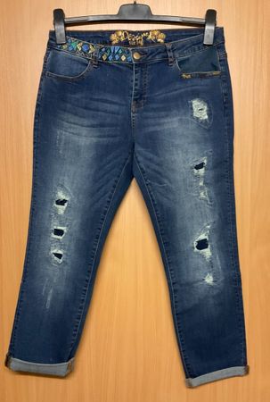Desigual Jeans, destroyed Look, Gr. 34, (Gr.44) Top Zustand!