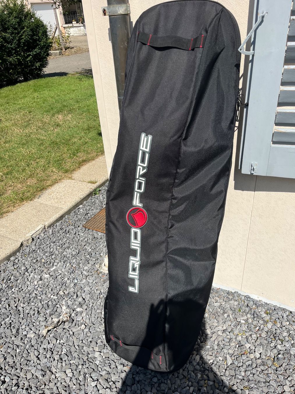 Surfboards & Schwimmbrette: Wakeboard inklusive Liquid Force Tasche Neuwertig – Neu (gemäss Beschreibung) aus Ehrendingen von Frizli 3