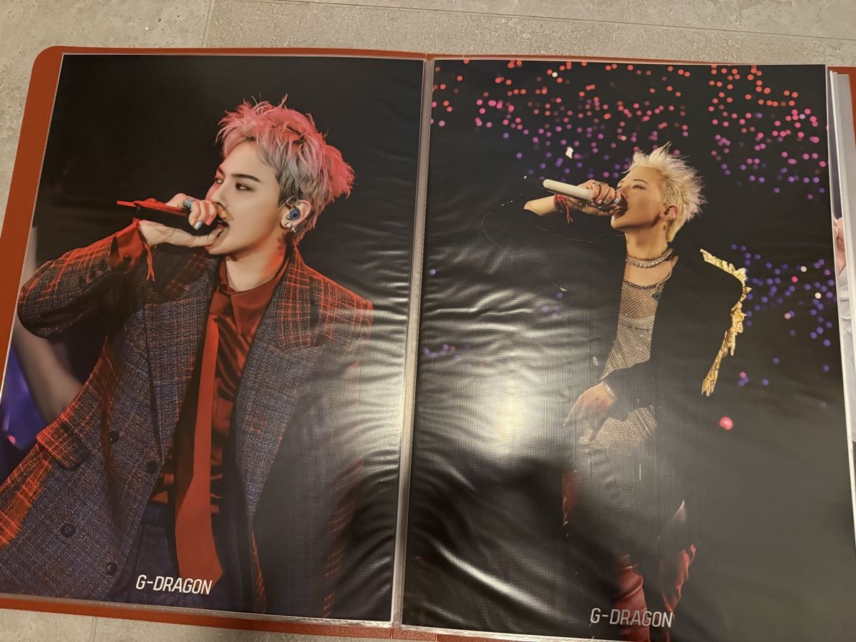 Foto & Immagini: G-Dragon set di 12 Poster – Nuovo e nell'imballaggio originale da Castel San Pietro venduto da val_rm7