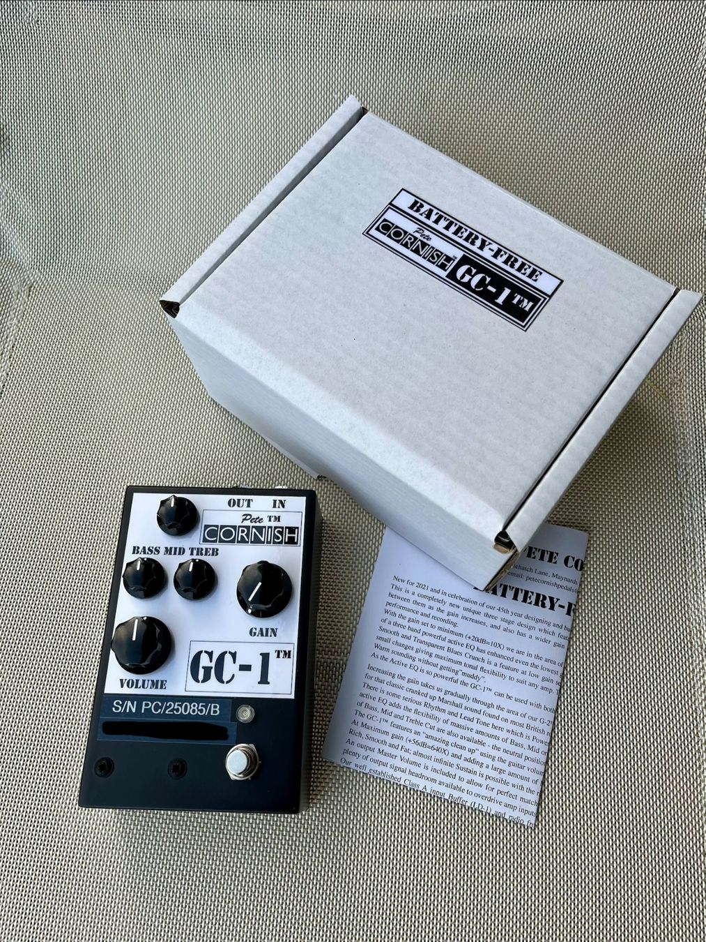 Strumenti musicali: PETE CORNISH Battery Free GC-1 – Usato da Einsiedeln venduto da Rewe6