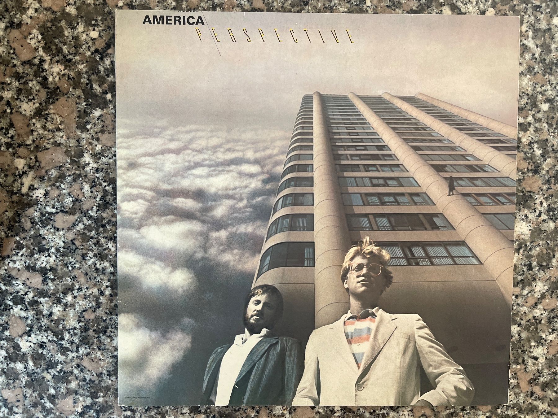 Dischi in vinile: A226/America - Perspective – Usato da Frutigen venduto da Philippe_jsp
