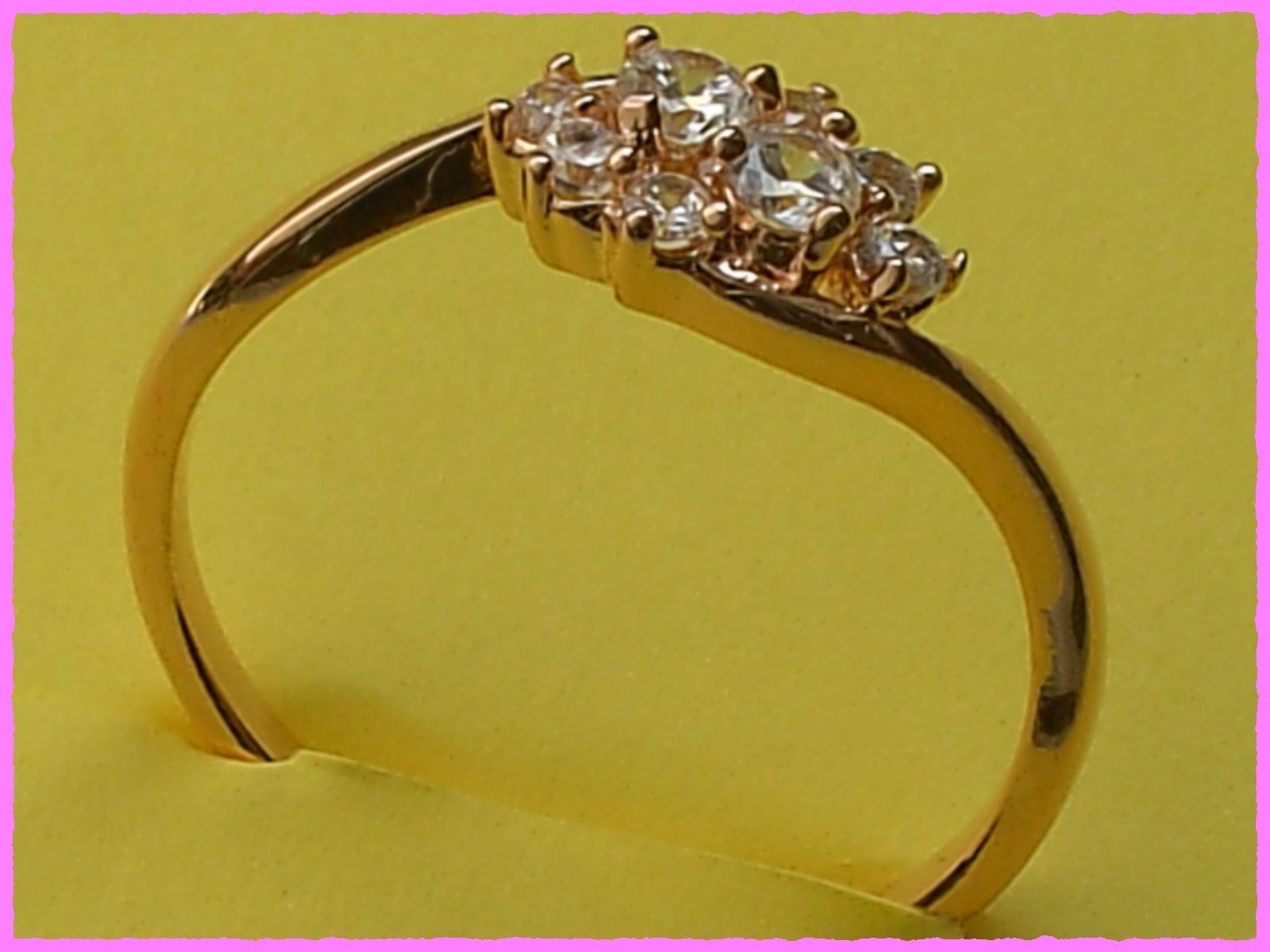 Anelli: Bezaubernder Ring mit Zirkonia – Nuovo e nell'imballaggio originale da Oberglatt ZH venduto da Diamond-Girl 2