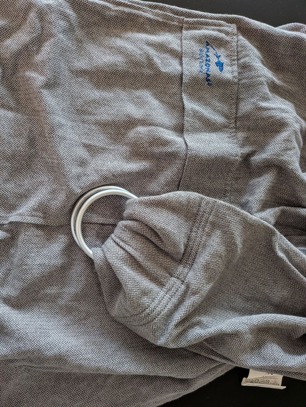 Amazonas Marsupi portabebè: AMAZONAS Ring Sling Babytrage grau Baumwolle  – Usato da Thun venduto da Jrkw