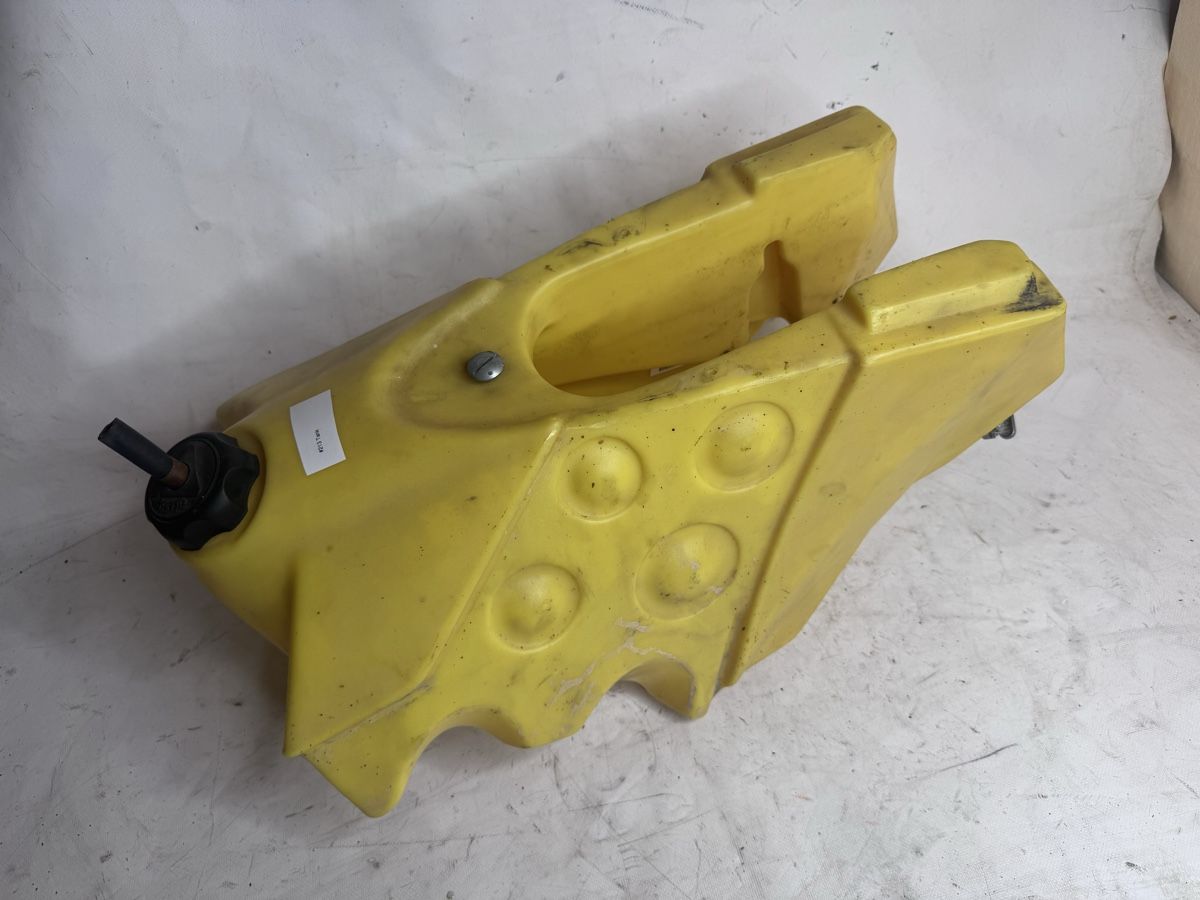 Husaberg Tutti i ricambio per moto: Husaberg 650 Tank #213 – Usato da Koppigen venduto da Lulu991 2