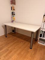 Bürotisch / Schreibtisch