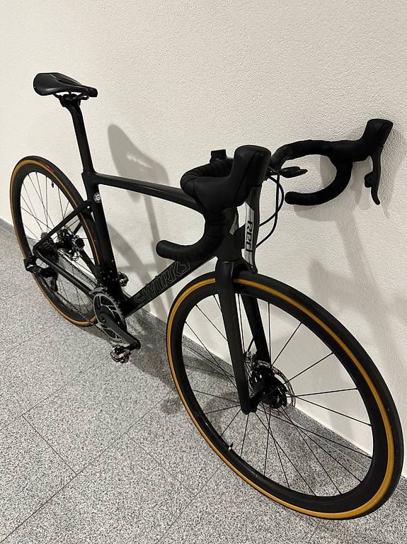 Specialized Velos: Specialized SWorks Roubaix SRAM Red eTAP AXS – Gebraucht aus Walenstadt von Riiix 2