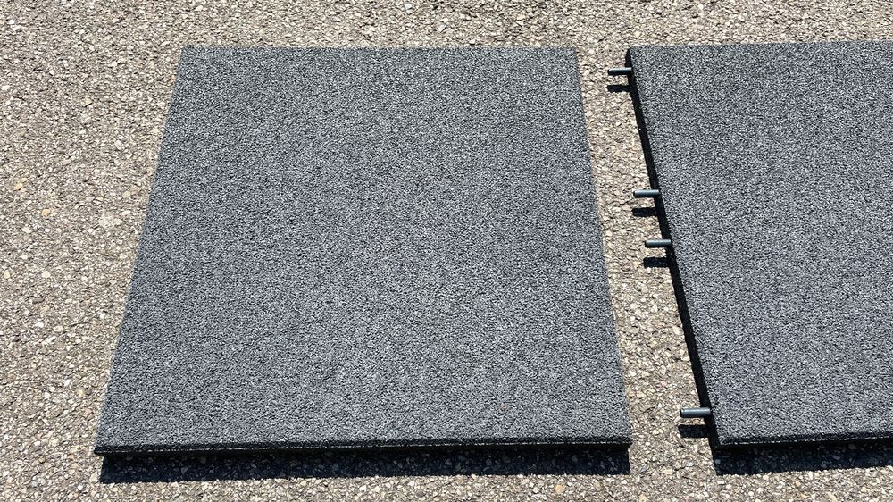 Fallschutzplatten Grau 50x50x3 (46 Stk.) Kaufen auf Ricardo