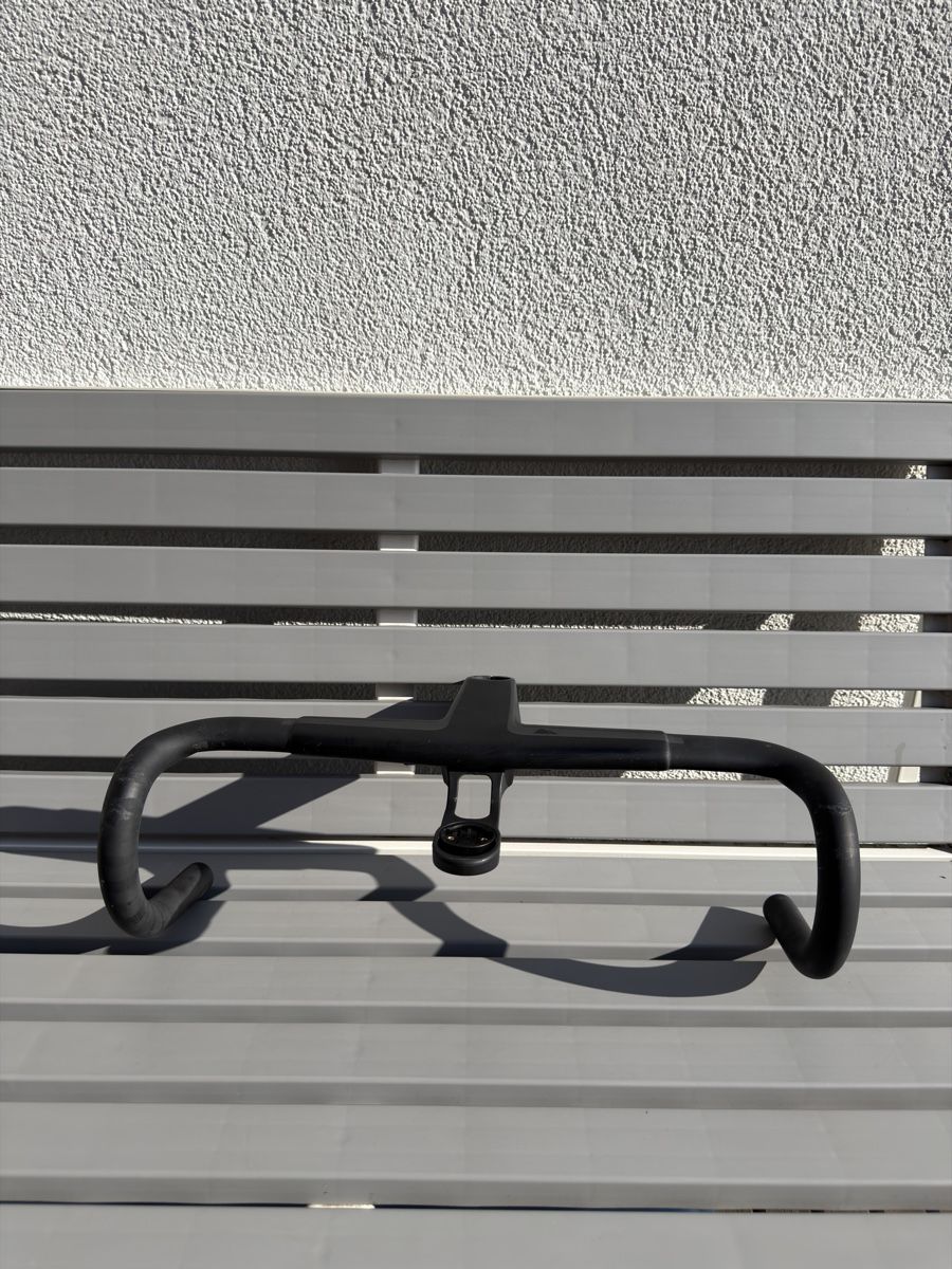 Canyon Pezzi di ricambio: Canyon H11 Aerocockpit CF 430 mm Lenker Handlebar – Usato da Basel venduto da Sharki_