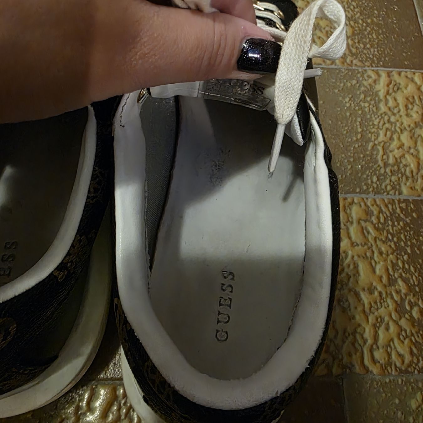 Guess Damenschuhe: Sneakers Guess, 39 – Gebraucht aus Rancate von sarah357 5