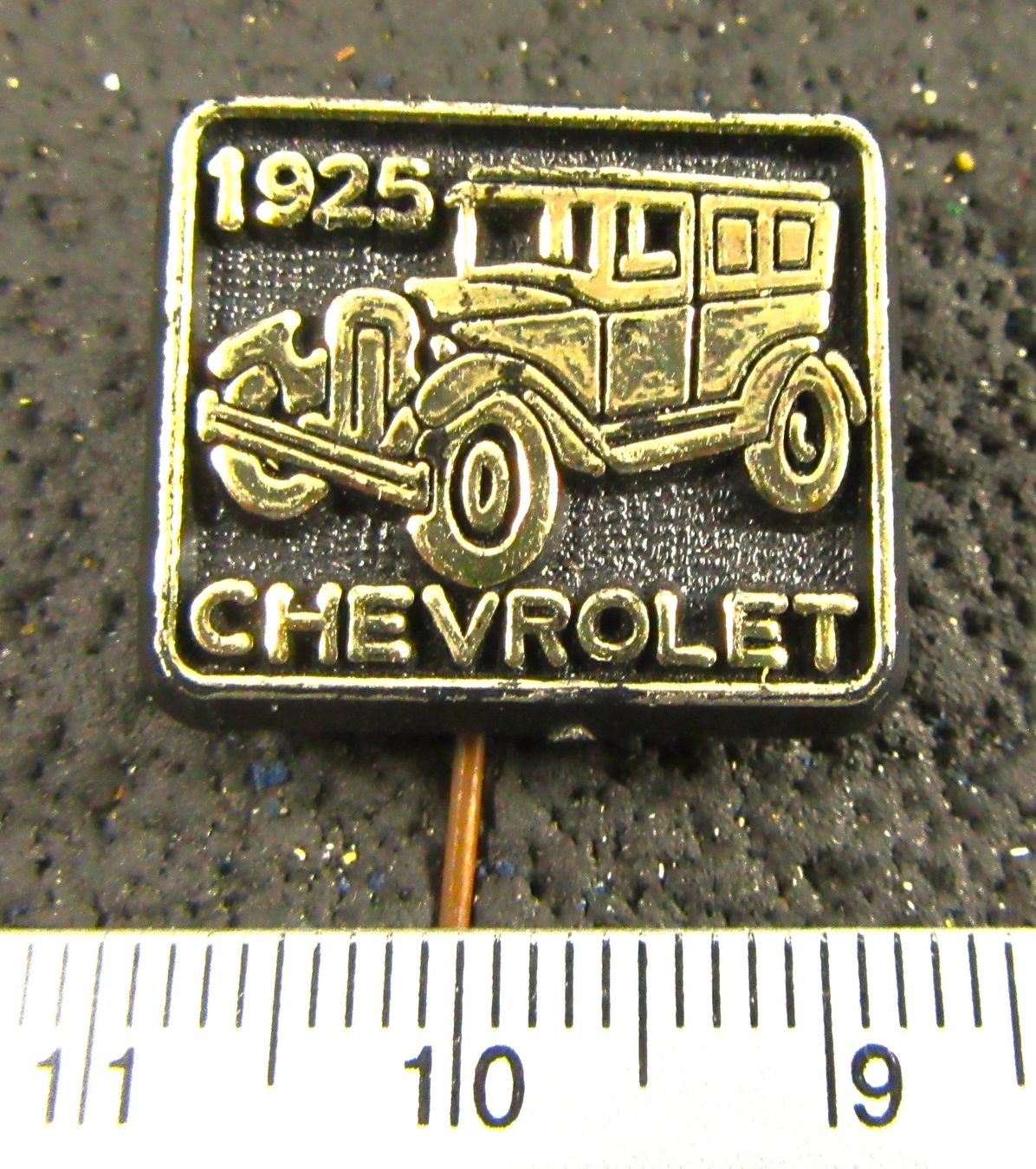 Chevrolet Placchette & Badge: CHEVROLET 1925 AUTO ABZEICHEN ANTIK OLDTIMER VINTAGE OLDI – Usato da Ettingen venduto da Hausi4711