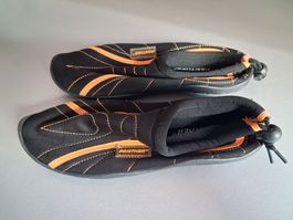 NEOPREN SCHUHE GRÖSSE 37 PANTHER