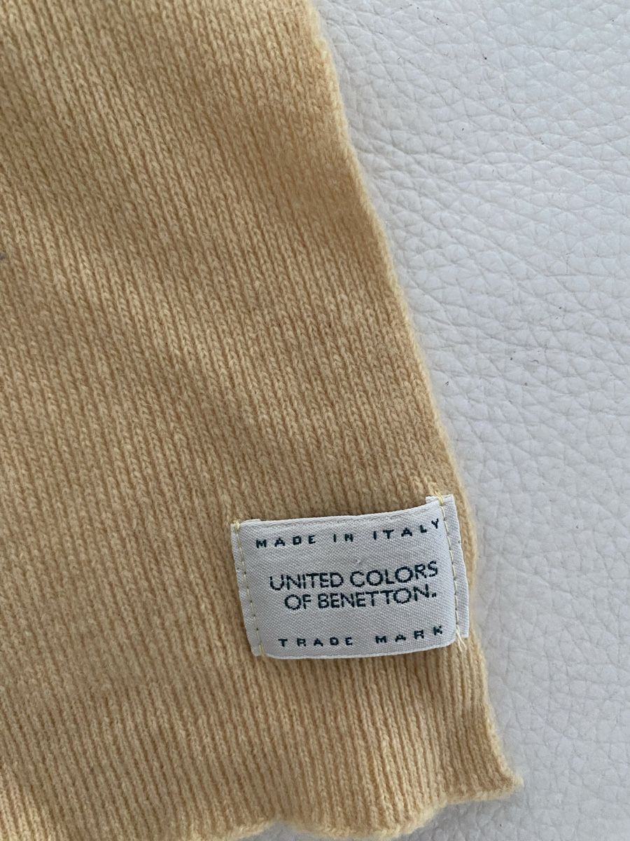 Benetton Foulards, Tücher & Schals: Benetton Wolle Schal 🌸 – Gebraucht aus Opfikon von Luis144 1