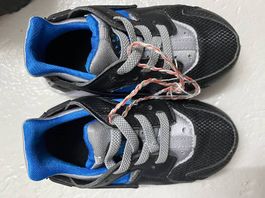 Turnschuhe nike grösse 22/23